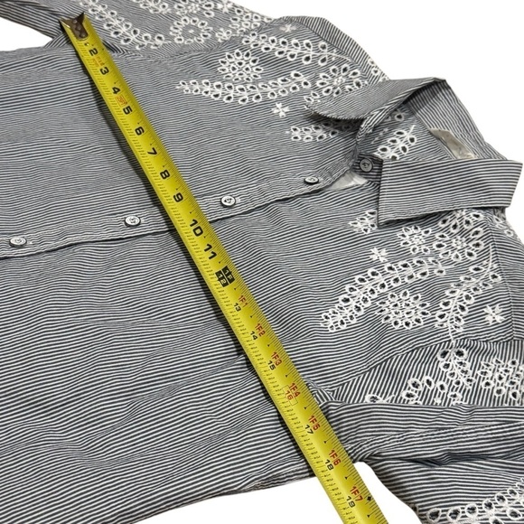 Rag & Bone Stripe Sahara Blue Embroidered Button Down Shirt Size S - Picture 8 of 9